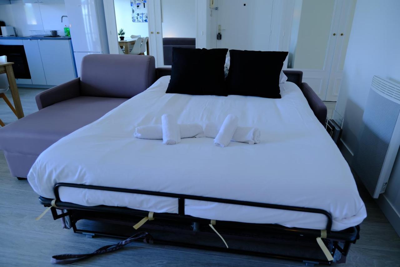 Calypso- Grand T3 70 M2 - Arrivee Autonome - Parking Prive Gratuit Apartment Мелюн Екстериор снимка